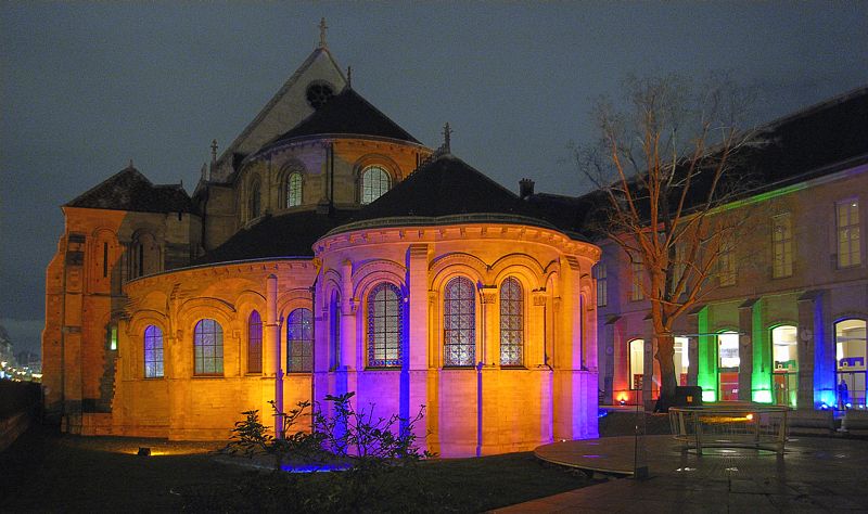 Parvis musée